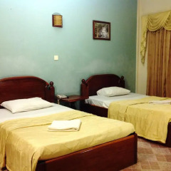 Royal Hotel 2* Улучшенный номер с различными типами кроватей фото 2