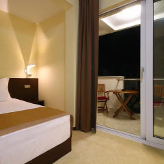 Hotel Nadezda 4* Стандартный номер с двуспальной кроватью