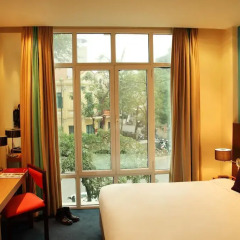 Отель Mercure Hanoi La Gare 4* Стандартный номер двуспальная кровать фото 4