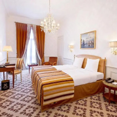 Отель Metropole 5* Улучшенный номер с двуспальной кроватью