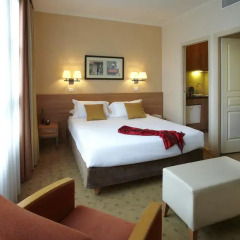Отель Citadines Saint-Germain-des-Prés Paris 3* Апартаменты Премиум с различными типами кроватей