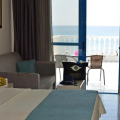 Kamari Beach Hotel - All Inclusive комната для гостей