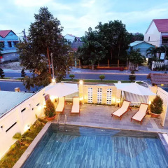 Отель Well-To-Do Villa бассейн фото 2