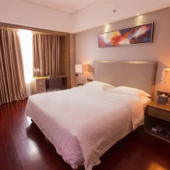 La Perle International Hotel 4* Улучшенный люкс с 2 отдельными кроватями фото 8