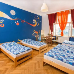 Hostel Downtown Стандартный семейный номер с двуспальной кроватью фото 6