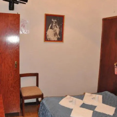Отель Hostal Los Arcos Стандартный номер с двуспальной кроватью фото 4