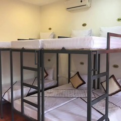 Отель Sunshine 3 2* Кровать в общем номере фото 9