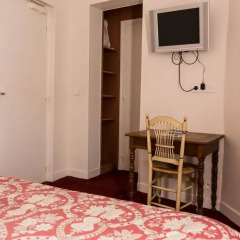 Отель Hôtel Exelmans 2* Улучшенный номер с различными типами кроватей фото 4