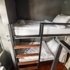 Here Hostel Кровать в общем номере фото 16