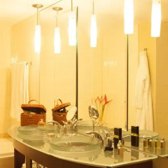 Отель Le Saint-Sulpice Hotel Montreal Канада, Монреаль - отзывы, цены и фото номеров - забронировать отель Le Saint-Sulpice Hotel Montreal онлайн ванная