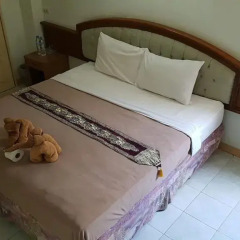 Отель Pinthong house 2* Номер категории Эконом с различными типами кроватей фото 4