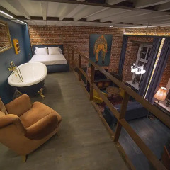 MoHo L Hostel