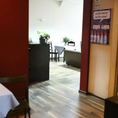 Royal Hostel питание