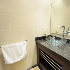 Отель Key One Homes - Cayan Tower ванная