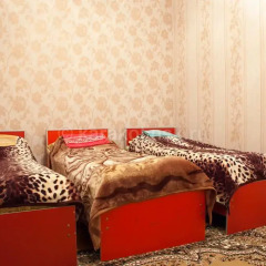 Отель Guest House Manas Кыргызстан, Каракол - отзывы, цены и фото номеров - забронировать отель Guest House Manas онлайн комната для гостей фото 2