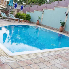 Отель Appartamenti Centrali Giardini Naxos Джардини Наксос бассейн