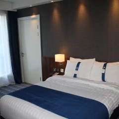 Отель Holiday Inn Express Manchester City Centre Arena 3* Стандартный номер с двуспальной кроватью фото 3