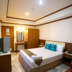 Chaipat Hotel 3* Стандартный номер с различными типами кроватей фото 3