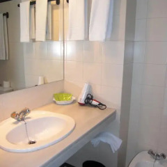 Отель Apartamentos Descartes Апартаменты фото 7