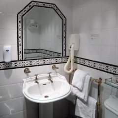 Russell Court Hotel 3* Стандартный номер с различными типами кроватей фото 17