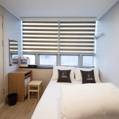 Отель K-Guesthouse Dongdaemun Premium 2* Стандартный номер с двуспальной кроватью фото 15