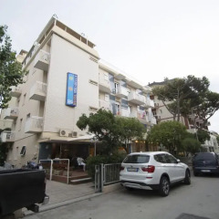 Hotel Mirabella парковка