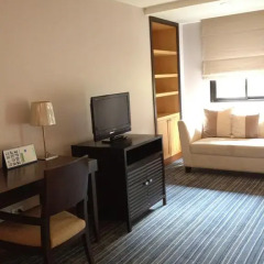 Отель Gardengrove Suites 4* Люкс фото 17