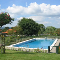 Отель Quinta do Pinheiral бассейн