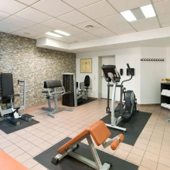 Leonardo Hotel Cologne Кёльн фитнесс-зал
