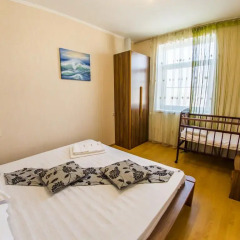 Гостиница Kamchatka Guest House Стандартный семейный номер с разными типами кроватей фото 4