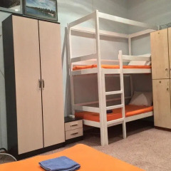 Art Hostel Galereya Семейный люкс
