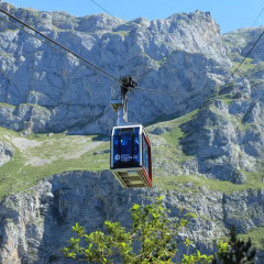 Отель Albergue TurÍstico ValdebarÓ Камалено спортивное сооружение