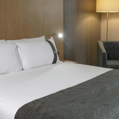 Отель Holiday Inn London - Luton Airport 3* Стандартный номер с различными типами кроватей фото 3