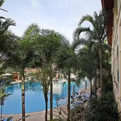 Апартаменты Bang Tao Beach Apartment балкон