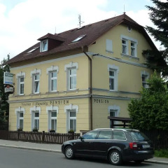 Отель Penzion Holiday 3* Стандартный номер с различными типами кроватей фото 6