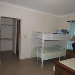 Hostel Punta Cana Кровать в общем номере с двухъярусной кроватью