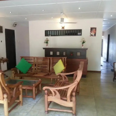 Отель Thiranagama Beach Hotel Шри-Ланка, Хиккадува - отзывы, цены и фото номеров - забронировать отель Thiranagama Beach Hotel онлайн гостиничный бар