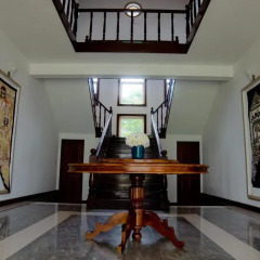 Отель Aaron Beach Villa интерьер отеля