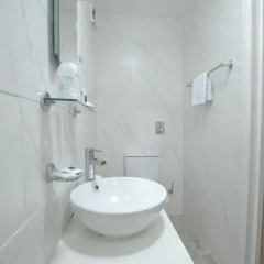 Best Western London Ilford Hotel 4* Стандартный номер с различными типами кроватей фото 4