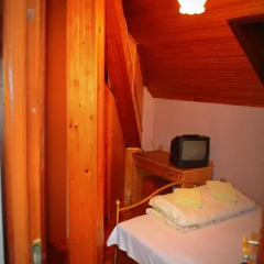 Hotel Palota 3* Номер с общей ванной комнатой с различными типами кроватей (общая ванная комната) фото 5