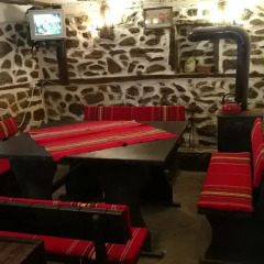 Отель Vitanova Guest House Боженци гостиничный бар