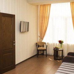 Гостевой Дом Лазурное Окно 3* Семейный люкс с разными типами кроватей фото 13