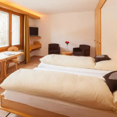 Chesa Surlej Hotel 3* Номер категории Эконом с двуспальной кроватью фото 4