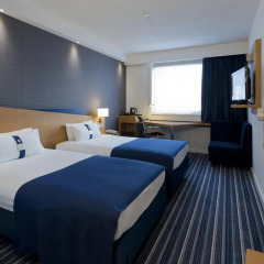 Отель Holiday Inn Express Antwerp City-North 3* Стандартный номер с различными типами кроватей