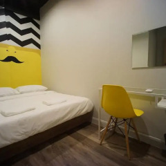BRB Hostel Bangkok Silom Стандартный номер с различными типами кроватей фото 7