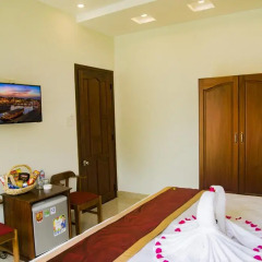 Отель Mi Kha Homestay 3* Улучшенный номер с различными типами кроватей фото 4