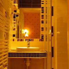 Отель Hôtel Poussin 3* Стандартный номер с различными типами кроватей фото 7