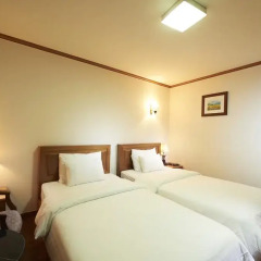 Noble Hotel 3* Стандартный номер с 2 отдельными кроватями фото 4