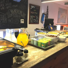 Yes! Porto Hostel Порту питание