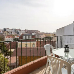 Arty Hostel Lisbon балкон